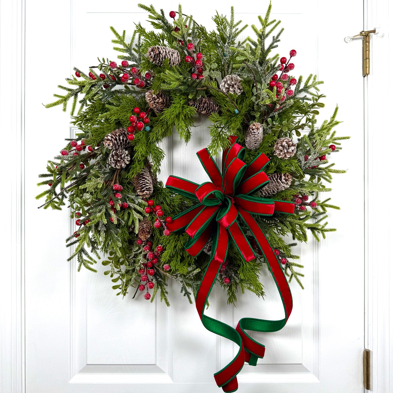 Winter Berry Christmas Velvet Wreath (Completed Design)