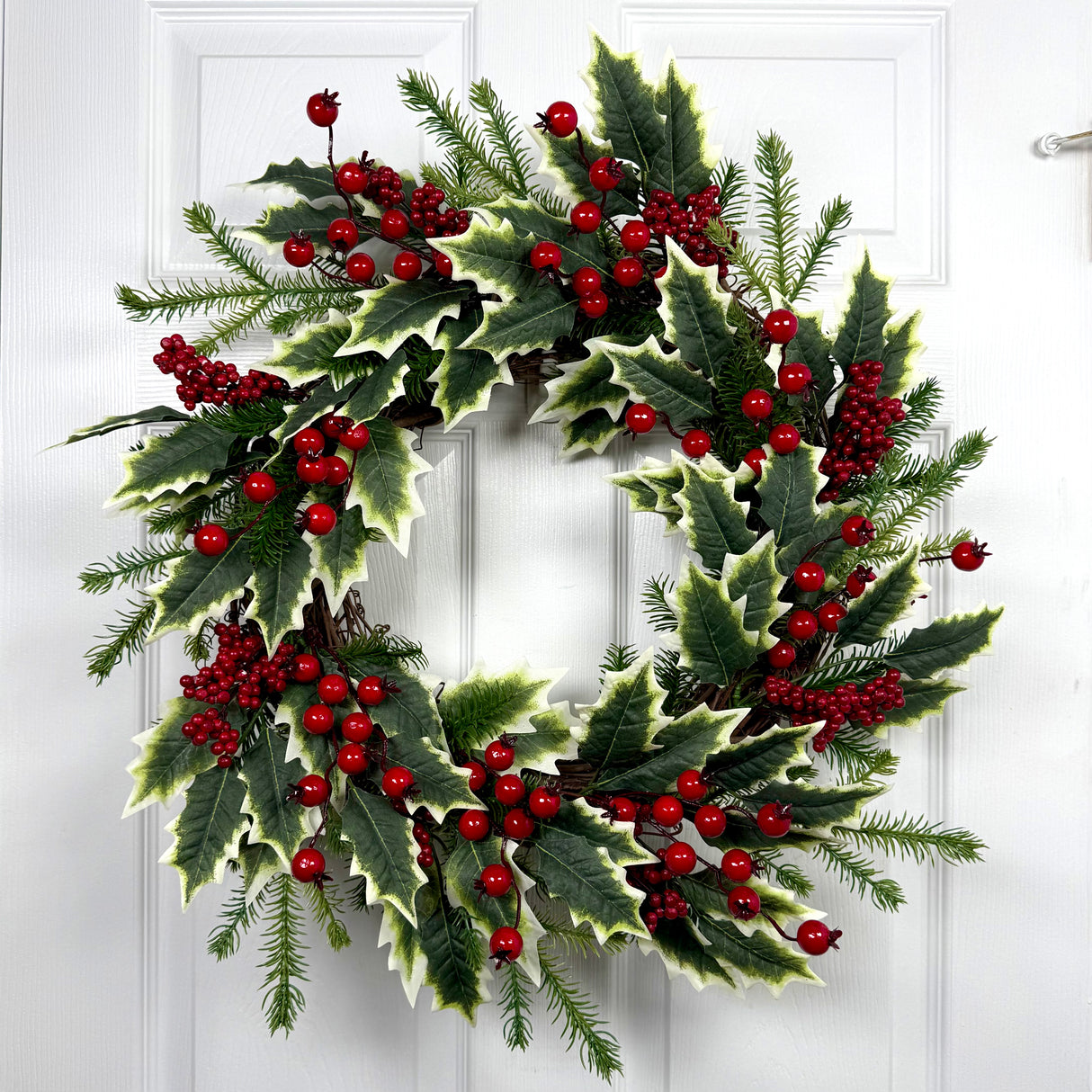 Pine Holly Wreath Kit