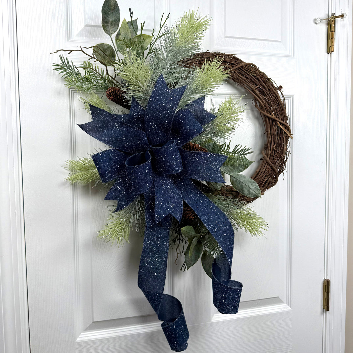 Navy Blue Pinecone Wreath Kit