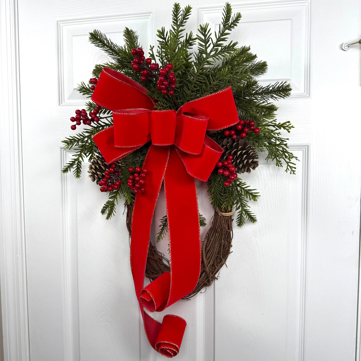 Red Velvet Berry Wreath Kit
