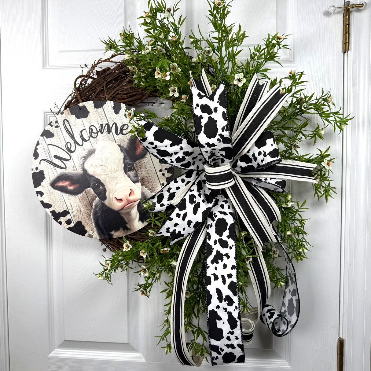 Black & White Cow Wreath Kit