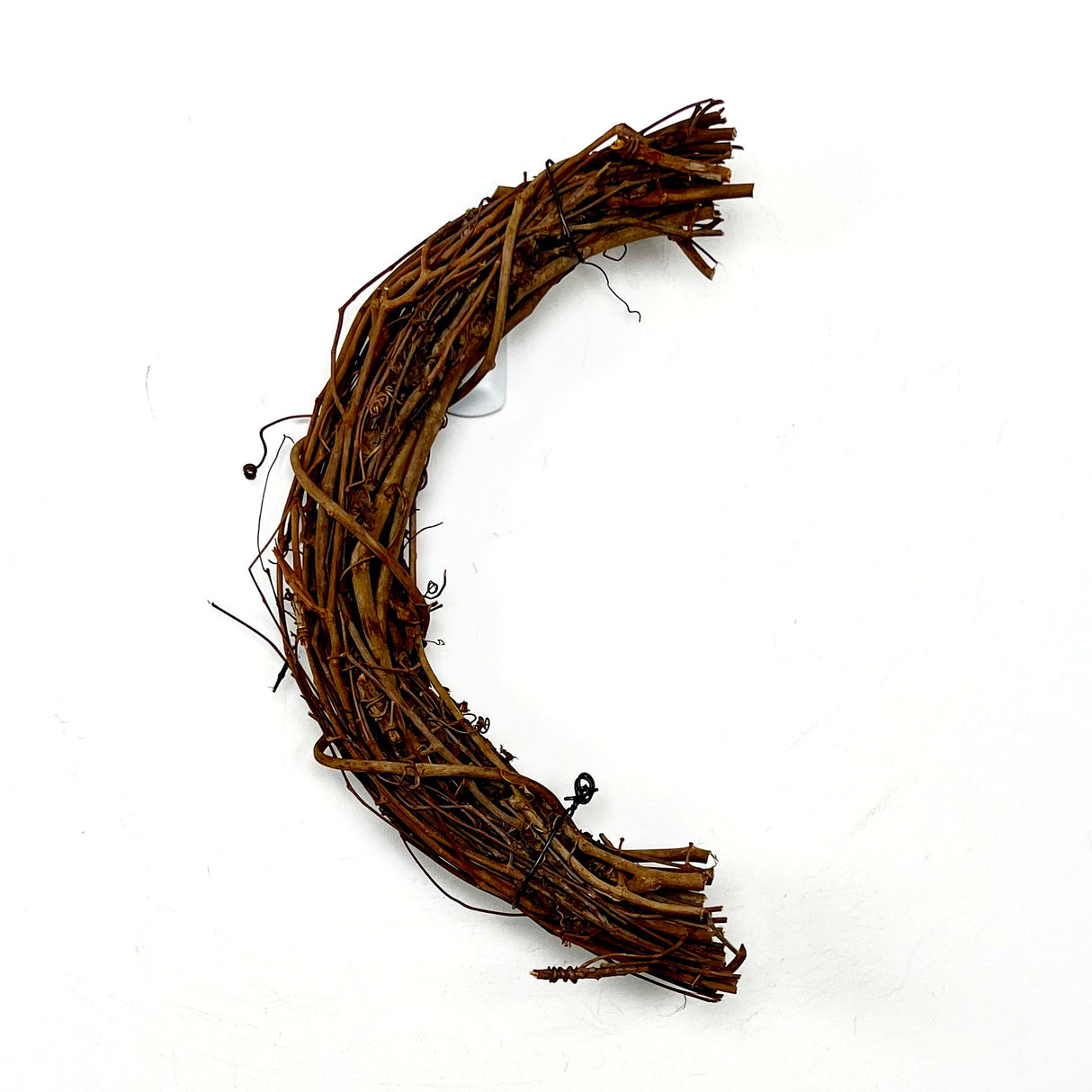 14” Arch Crescent Grapevine
