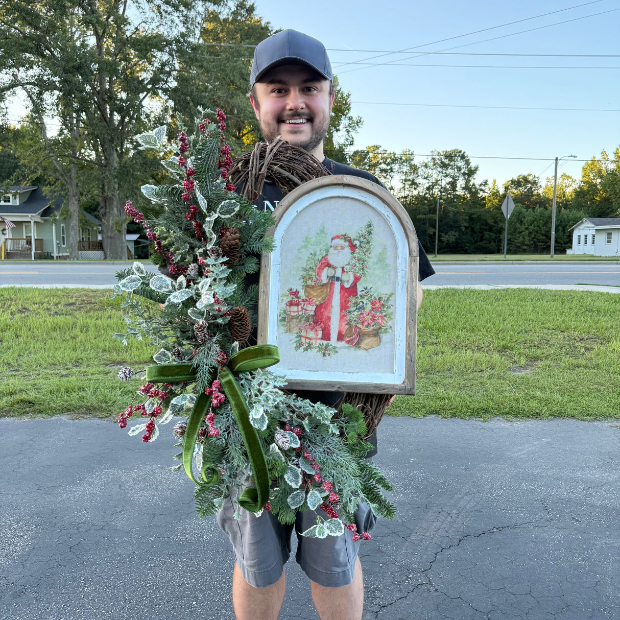 Vintage Santa Oval Christmas Wreath