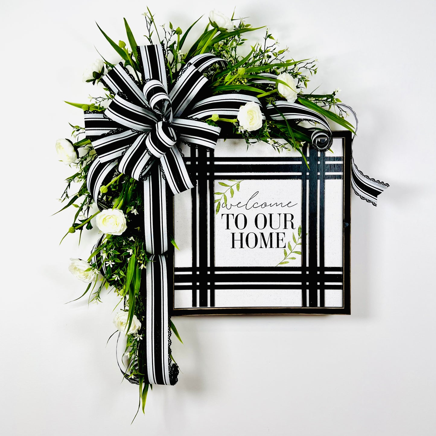 Black and White Farm House TUTORIAL ONLY