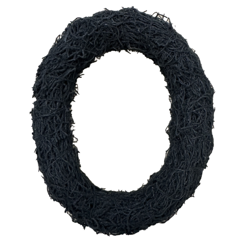 18" Oval Wreath (Black)