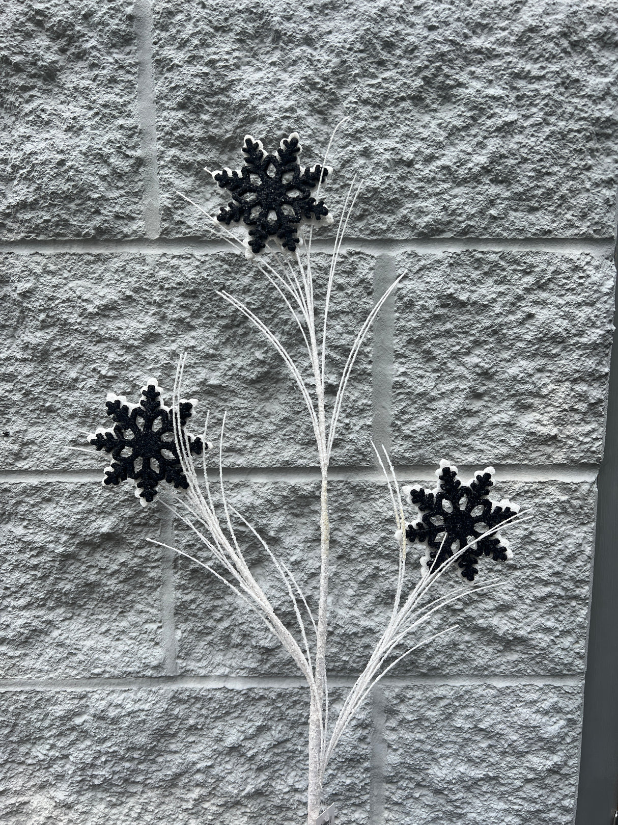 34"H EVA/GLITTER SNOWFLAKE SPRAY