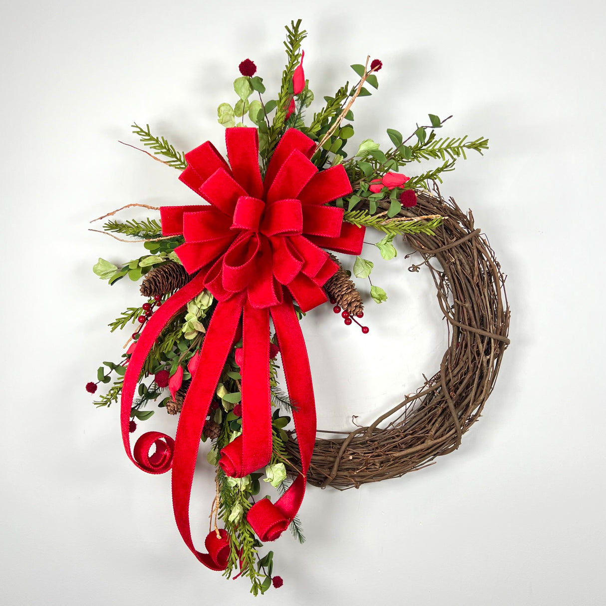 Berry Pine Velvet Wreath Kit