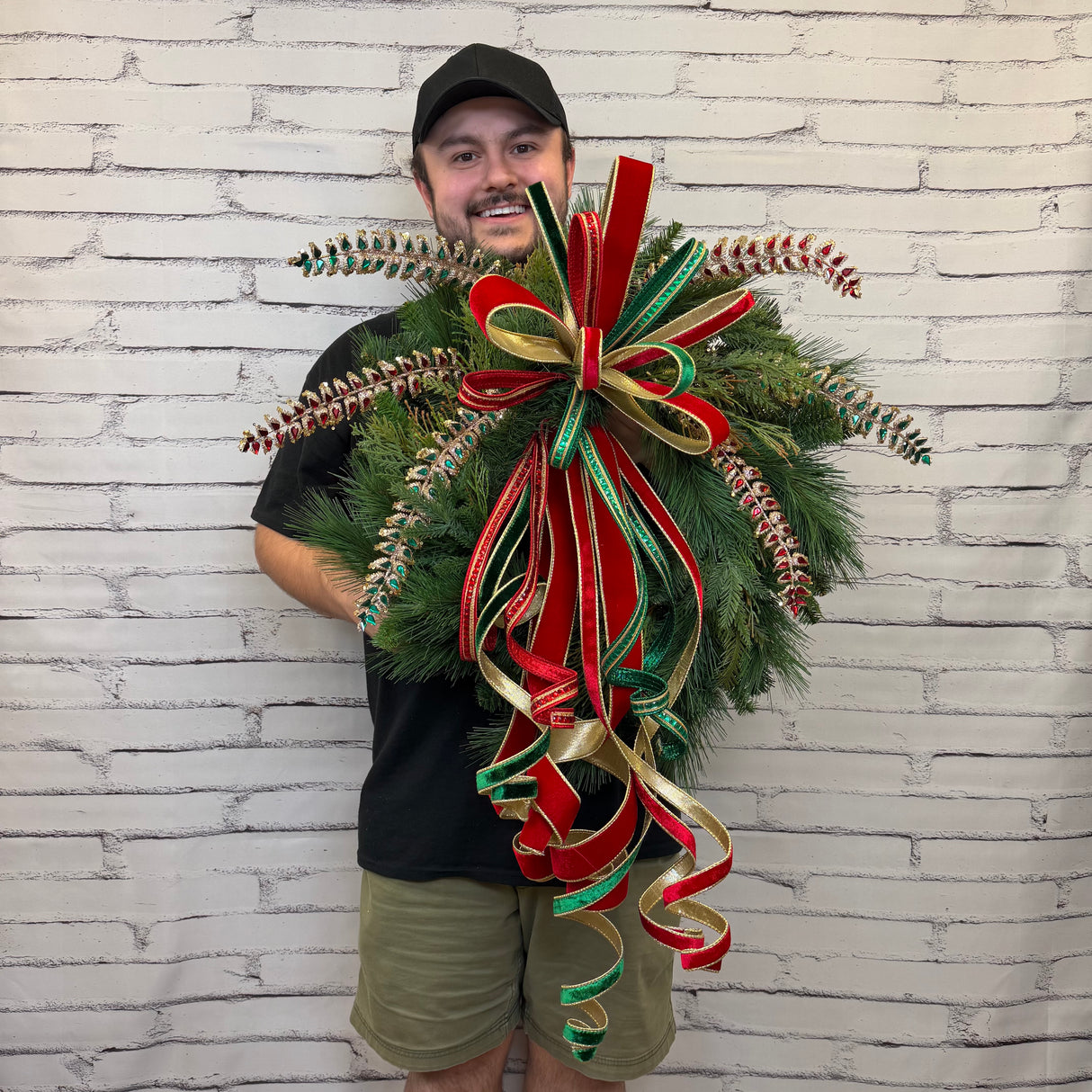 Red & Green Jewel Wreath (Completed Design)