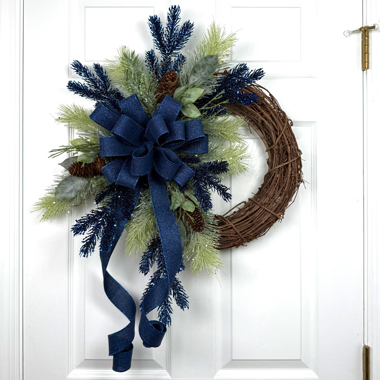 Navy Glitter Pine Wreath Kit