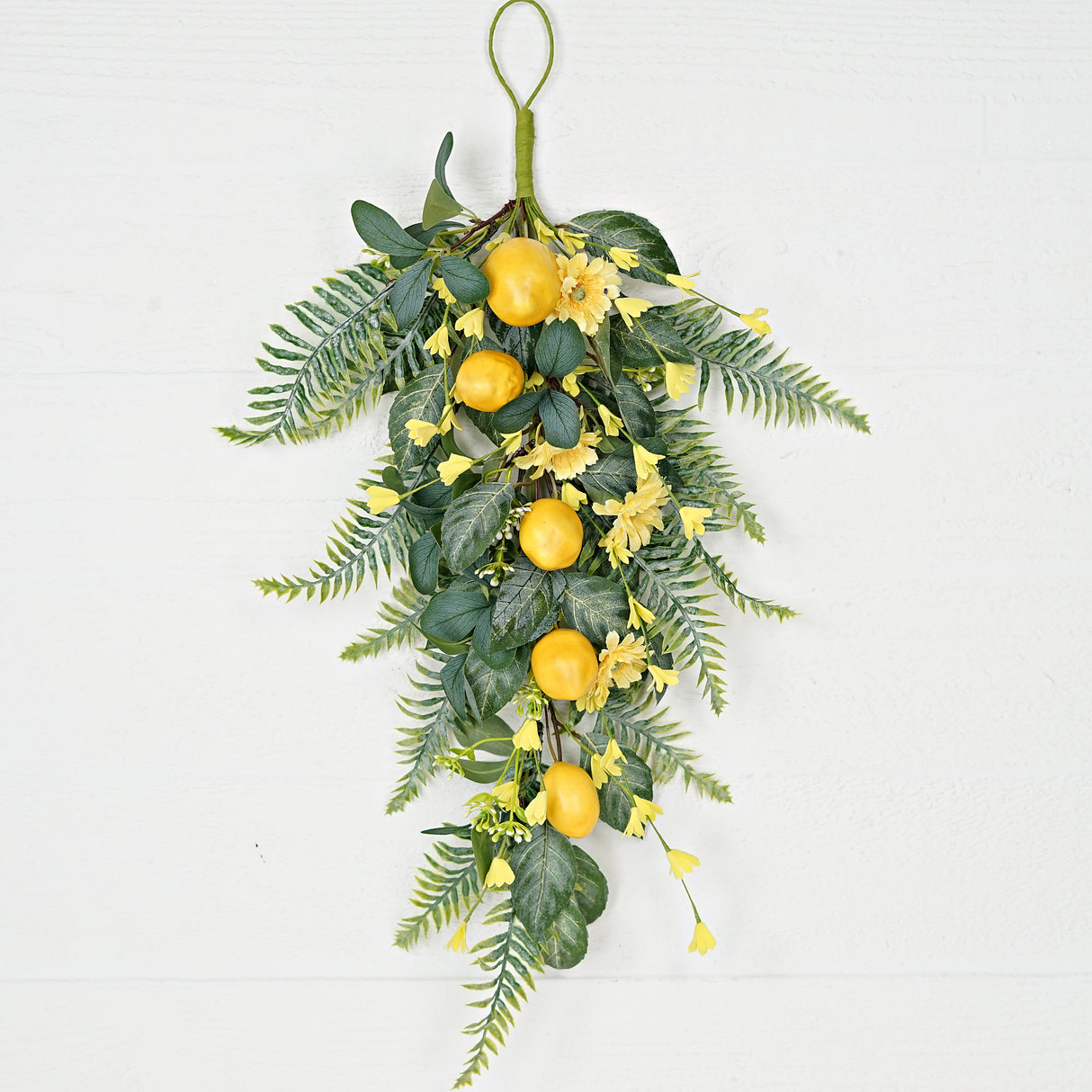 Lemon Daisy Fern Teardrop (24")