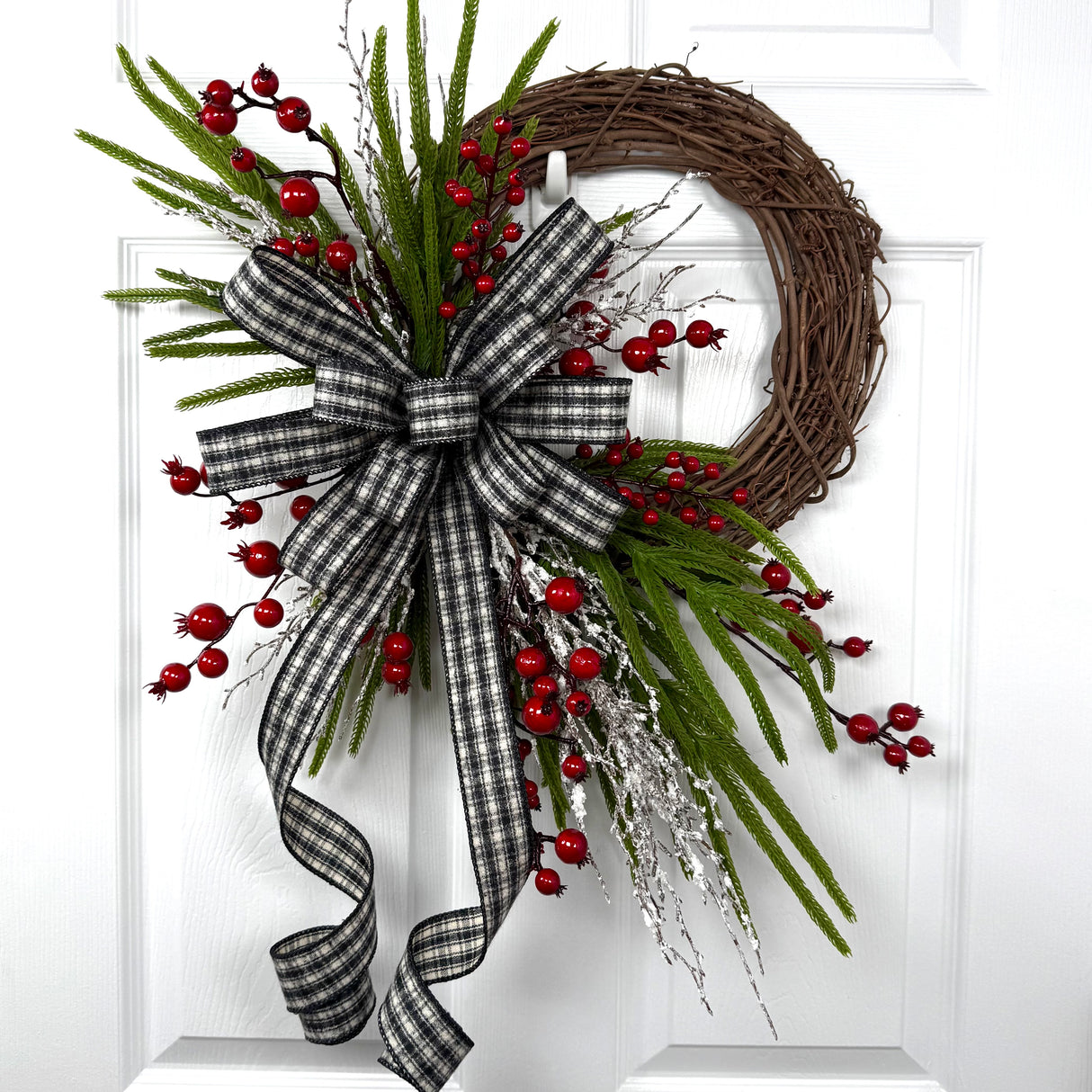 Snowy Twig Berry Wreath Kit