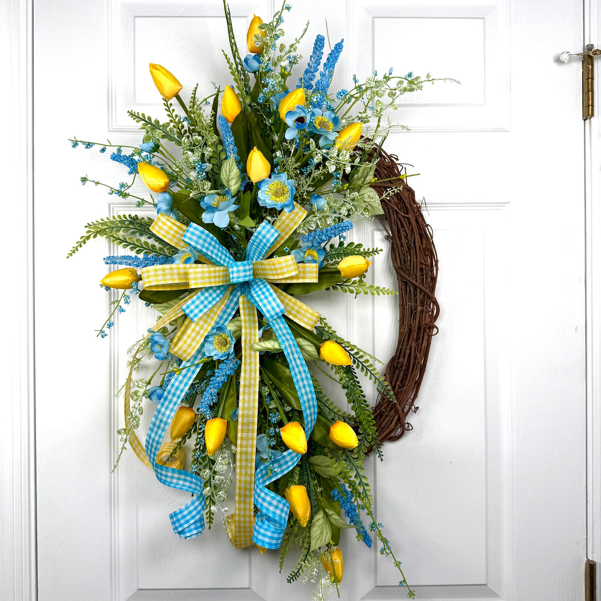 Blue and Yellow Tulip Wreath (Completed Design)