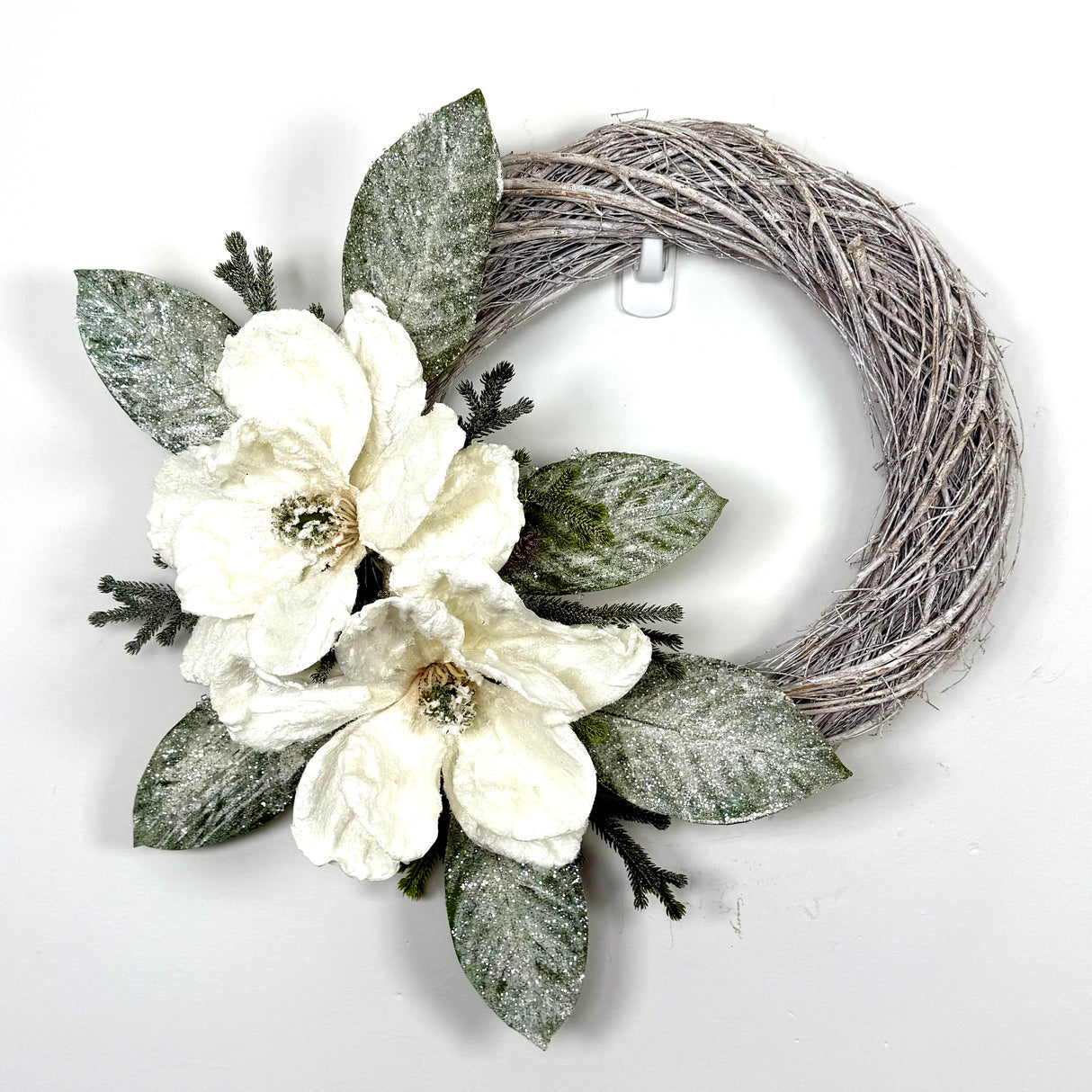 White Magnolia and Pine Wreath Kit