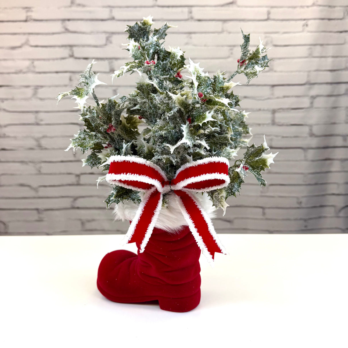Santa Boot Holly Kit