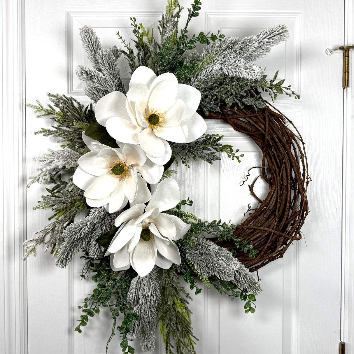 Frosted White Magnolia Wreath Kit