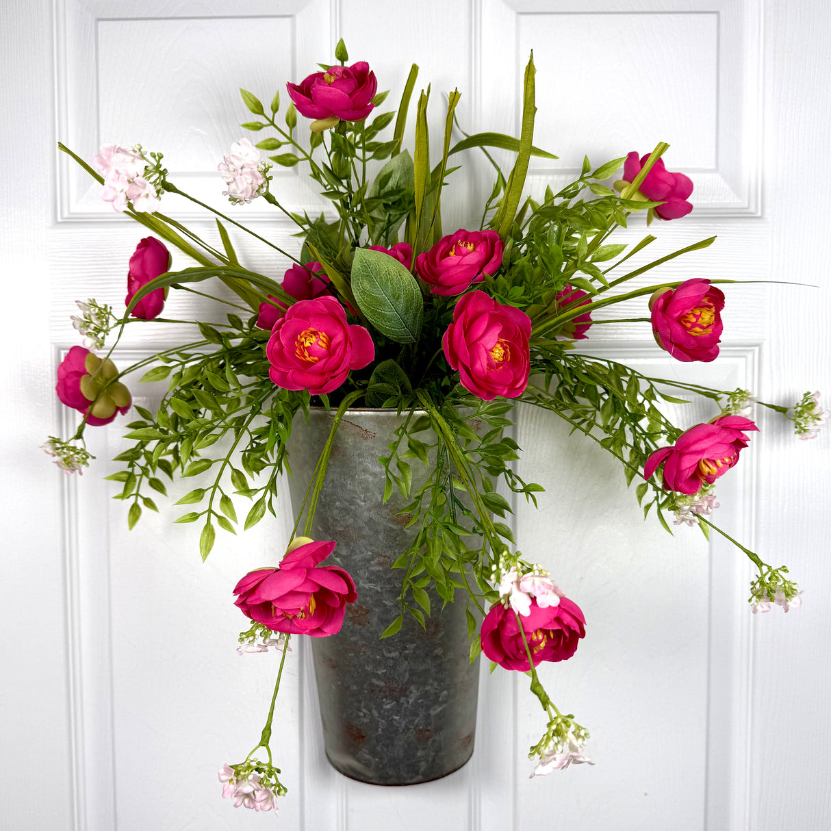 Ranunculus Wall Vase Kit
