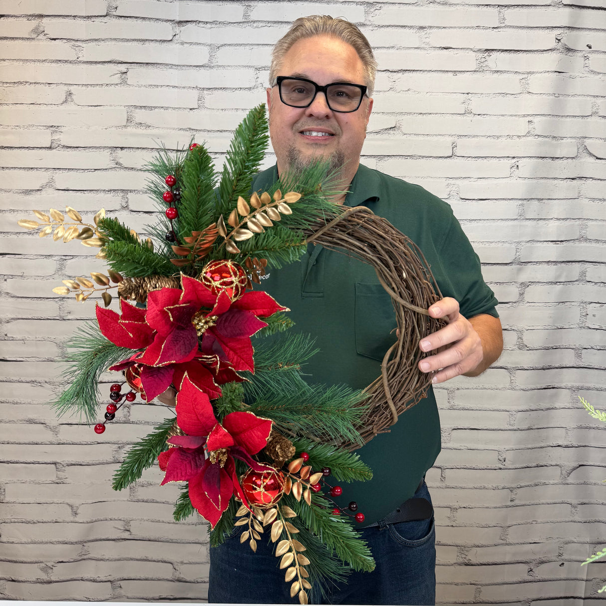 Poinsettia Berry Wreath Kit