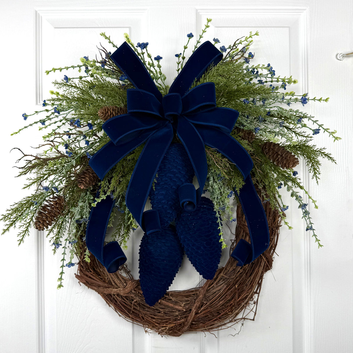 Dark Blue Velvet Pinecone Wreath Kit
