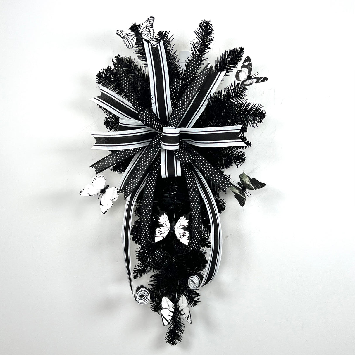 Black and White Butterfly Teardrop Kit