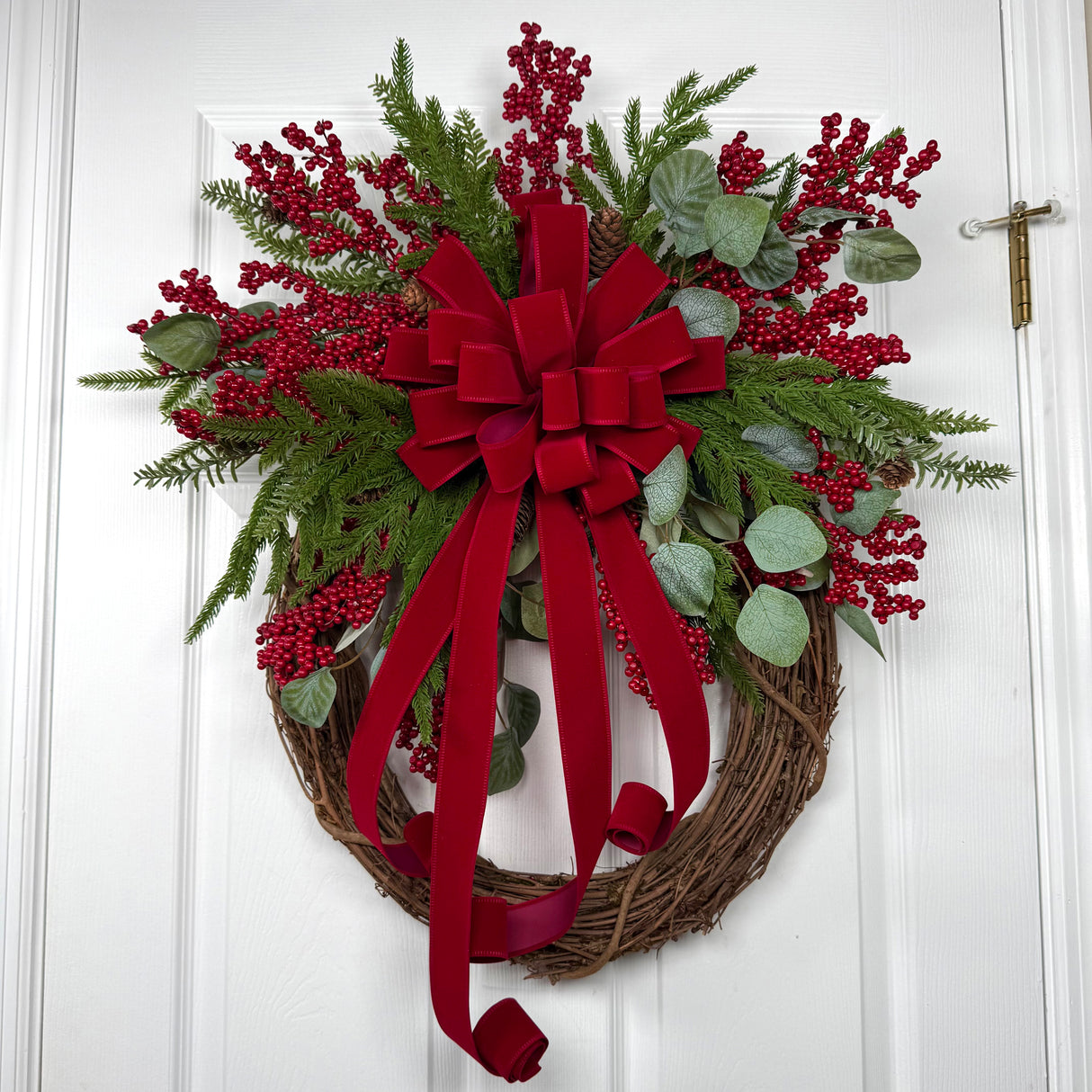 Red Velvet Berry Wreath Kit