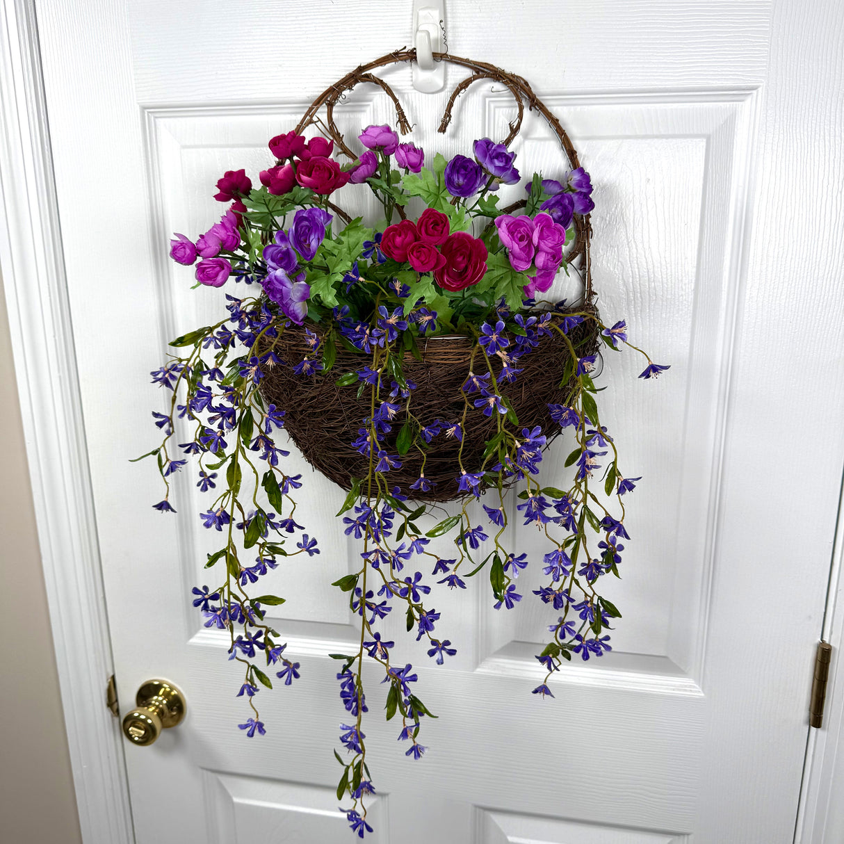 Purple Ranunculus Vine Basket Kit