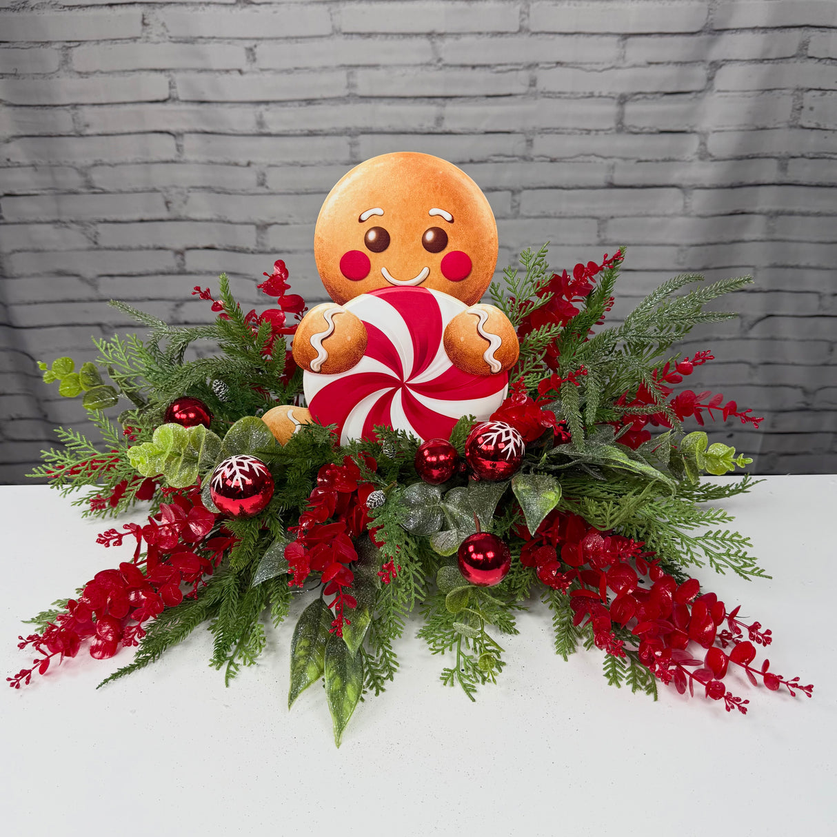 Peppermint Gingerbread Arrangement Kit