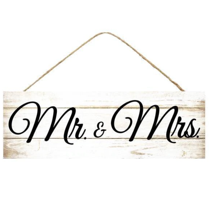 15"L X 5"H Mr. And Mrs. Sign