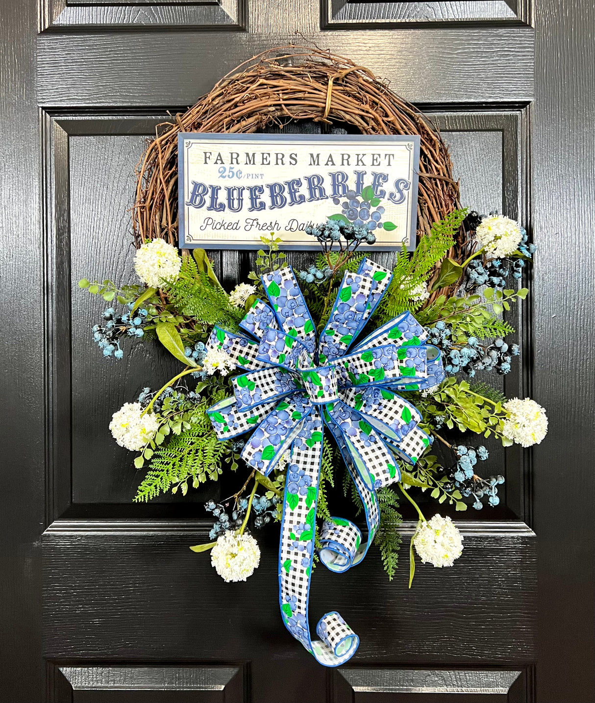 Blueberry and Greenery Wreath Kit